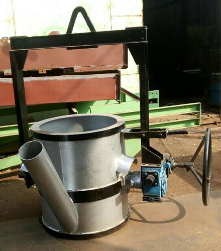 Foundry Laddles